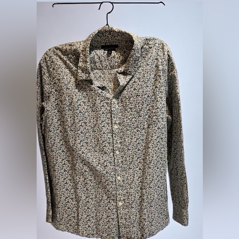 Marc Anthony shirt size XL